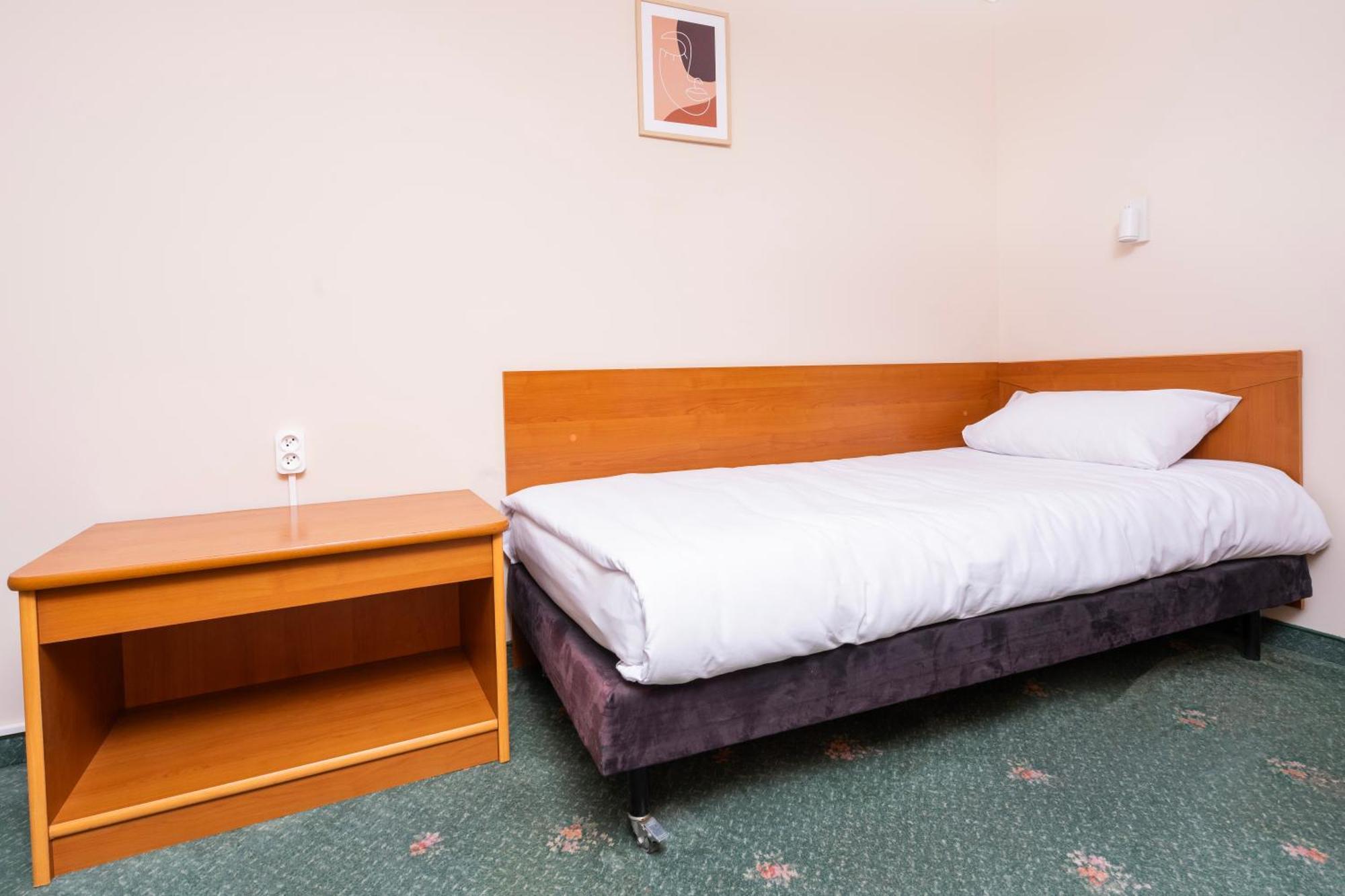 Hotel Victory Home วอร์ซอ ภายนอก รูปภาพ