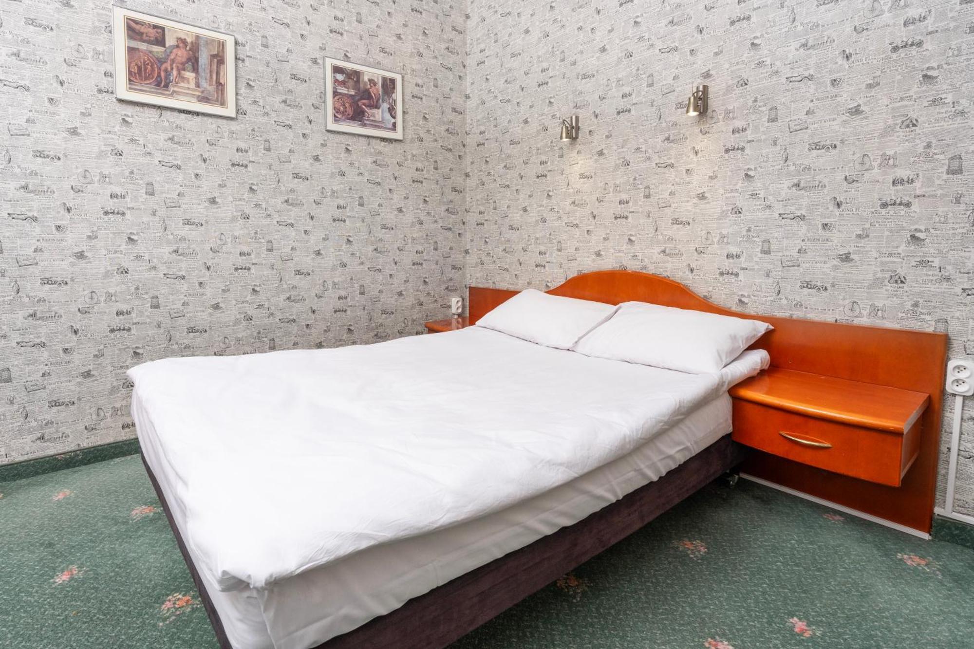 Hotel Victory Home วอร์ซอ ภายนอก รูปภาพ